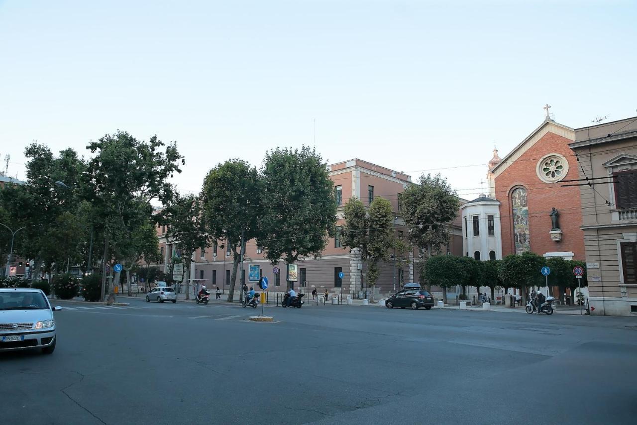 L.T. Savoia Palace & Cavour C.L. Hotell Bari Exteriör bild